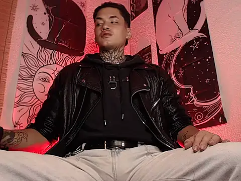 AlecBanne_ élő XXX-chatje