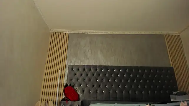 AlessiaBellini Adlı Modelin Canlı XXX Sohbeti