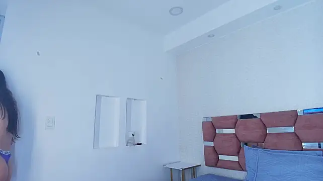 mia_celestee élő XXX-chatje