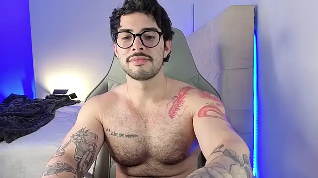  Онлайн чат XXX zyann__