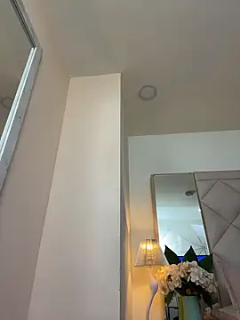 Chat +18 de AliciaRoux ao vivo