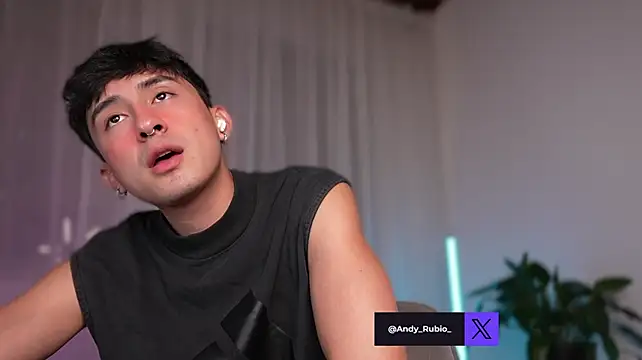 sweettaaron01 라이브 XXX 채팅