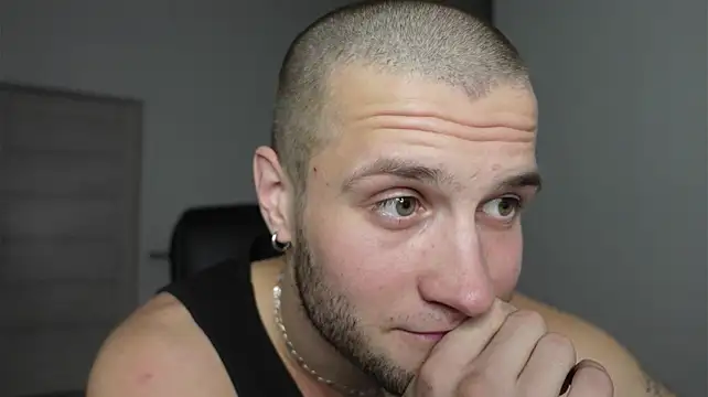 Онлайн чат XXX Igor_Wilde