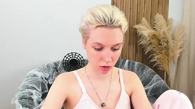 AgataGate Adlı Modelin Canlı XXX Sohbeti