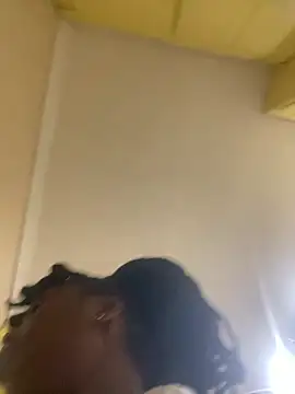 melaninxo élő XXX-chatje