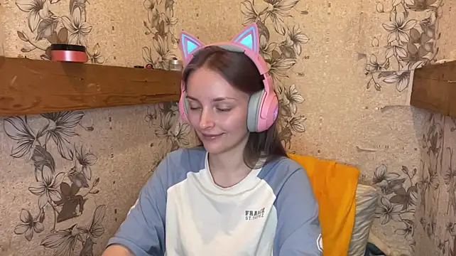 EmyMiu's Live XXX Chat