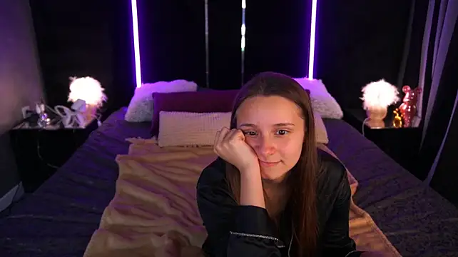 Živý XXX chat TinyNatalie