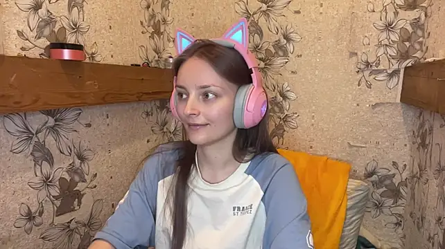 EmyMiu élő XXX-chatje
