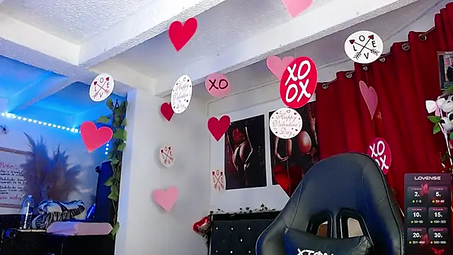 Niky_777 élő XXX-chatje