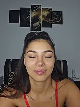 Crissdesire élő XXX-chatje