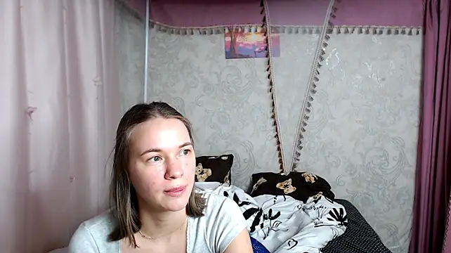 leila_bambi_ élő XXX-chatje