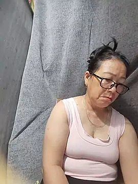 Ai_babylove élő XXX-chatje