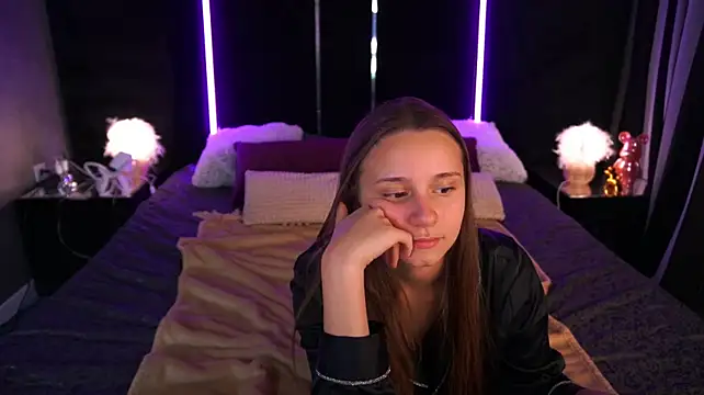 TinyNatalie Live XXX-chat