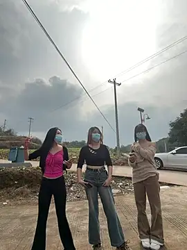 HYM-001 Pertunjukan Webcam