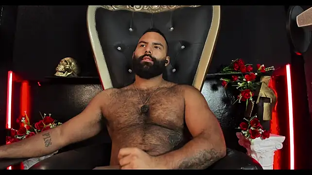 دردشة BeardAndrew الجنسية المباشرة