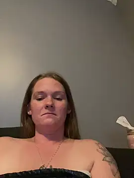 kaylababyluv's Live XXX Chat
