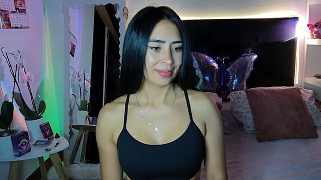 แชท XXX สดของ angela_black_hair
