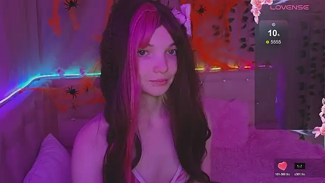 XXX chat uživo modela AnimeAlica18