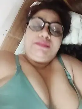 Wildsimmi27 élő XXX-chatje