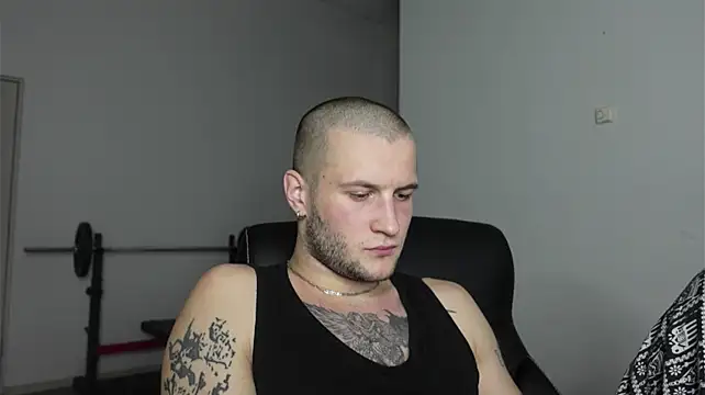 Онлайн чат XXX Igor_Wilde