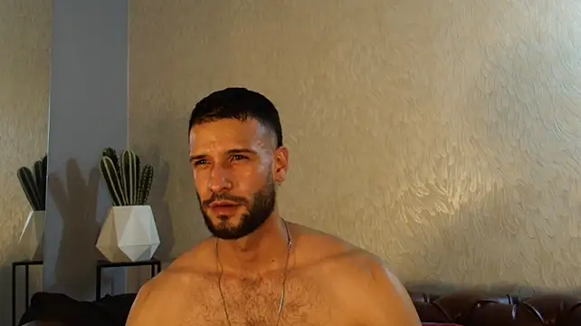 Jacob_Benelli: απευθείας συνομιλία ΧΧΧ