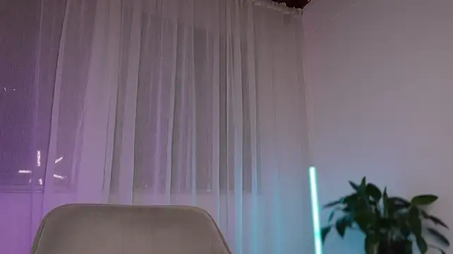 sweettaaron01のライブXXXチャット