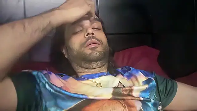 icebergslim281's Live XXX Chat