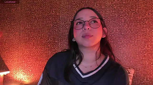 Apartment28 Chat XXX live