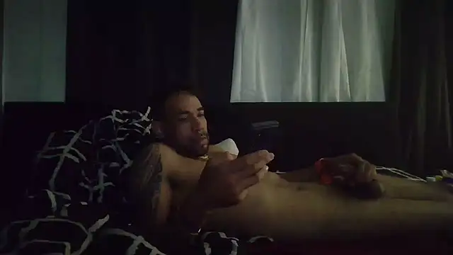 Webkamerová show luiyi0808
