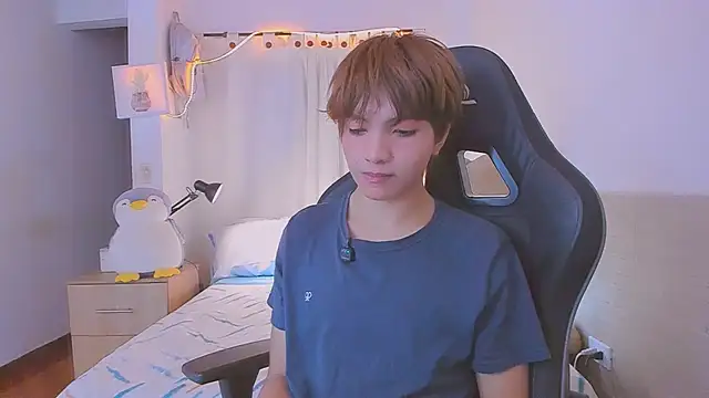 Sweet_Allan élő XXX-chatje