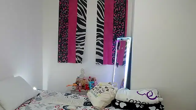 Doll_sary Chat XXX live