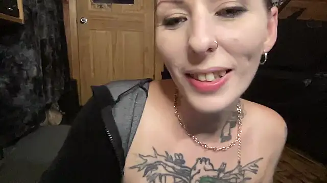 Show webcam de TeenyDoll