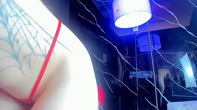 Jeanne_Mariex élő XXX-chatje