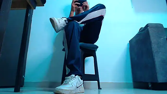 mastersmits élő XXX-chatje