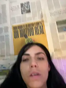 i_am_nina_ élő XXX-chatje