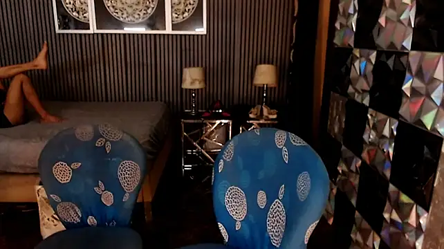 Chat XXX ao vivo de PrettyHorseCockTrans