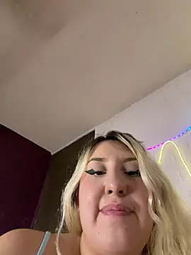 Chatroom XXX en direct de NibiruNairobi69