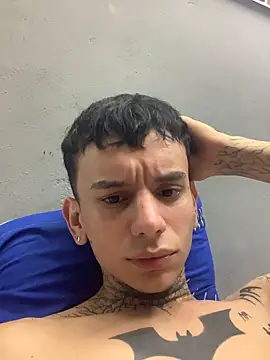 TheBatMansion Live XXX-chat