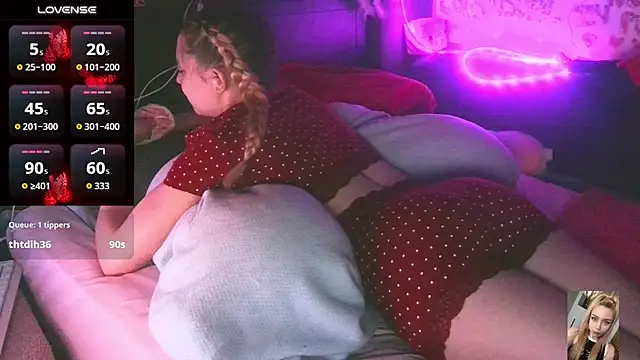Blondiewithanass élő XXX-chatje