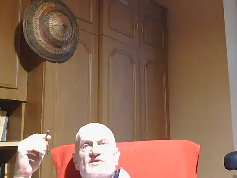 Онлайн чат XXX 1973teacher