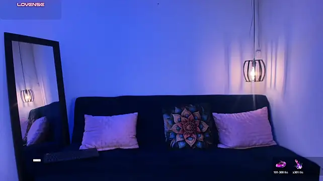_mykinkydoll_'s Live XXX Chat