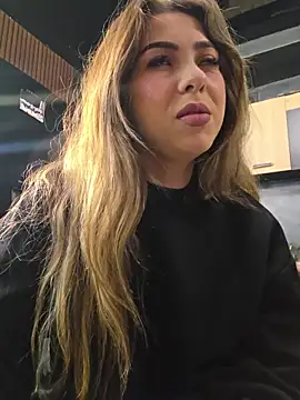 AylinRosee's Live XXX Chat