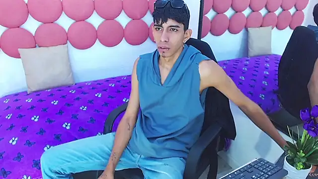 Drake_Jack Live XXX-chat