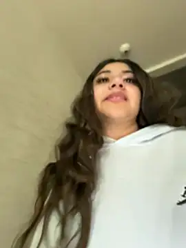 Czat XXX na żywo – Monica17