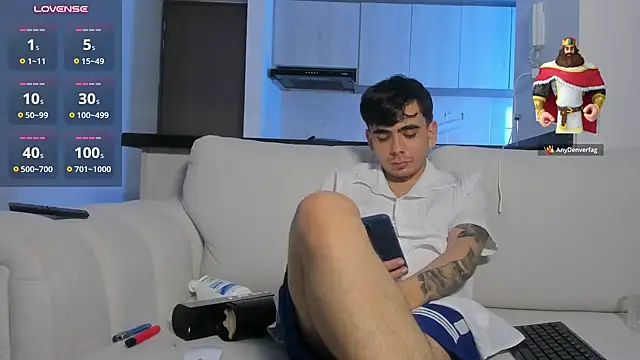 jey_salvatore's Live XXX Chat