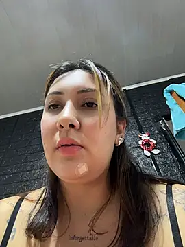 Chatroom XXX en direct de KittyObsession