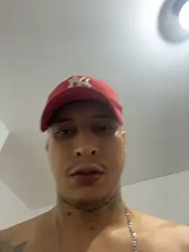Ttinho live XXX chat