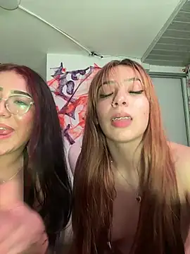 Marhiam_se élő XXX-chatje