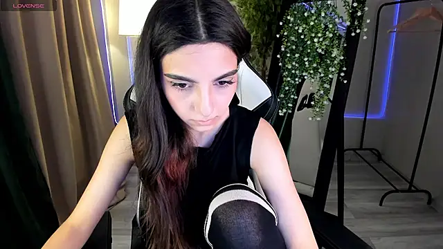 Erika_Noir élő XXX-chatje