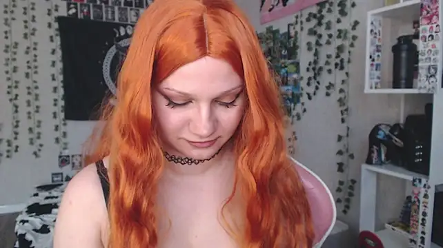lilidim élő XXX-chatje